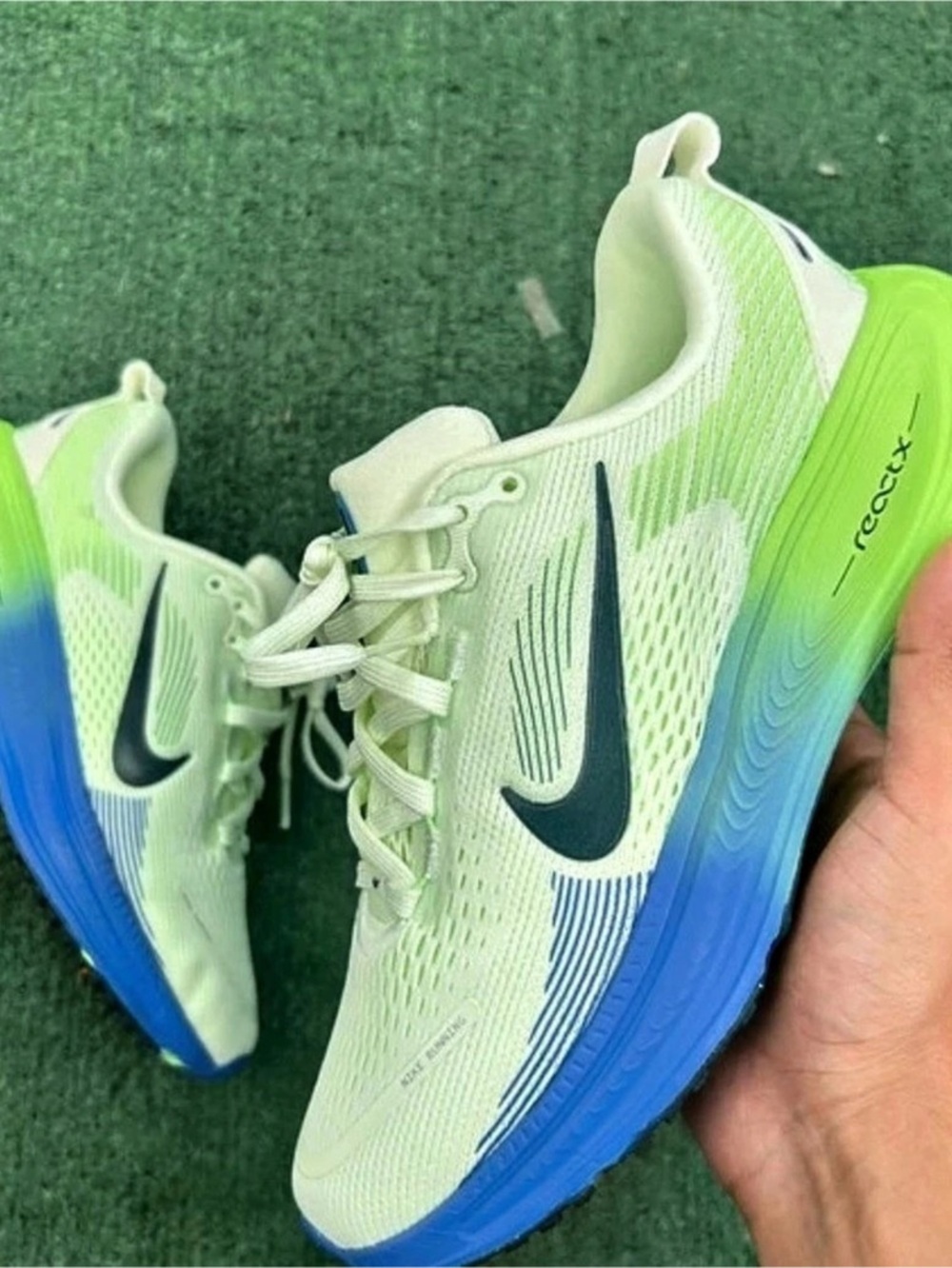 Nike Vomero 18